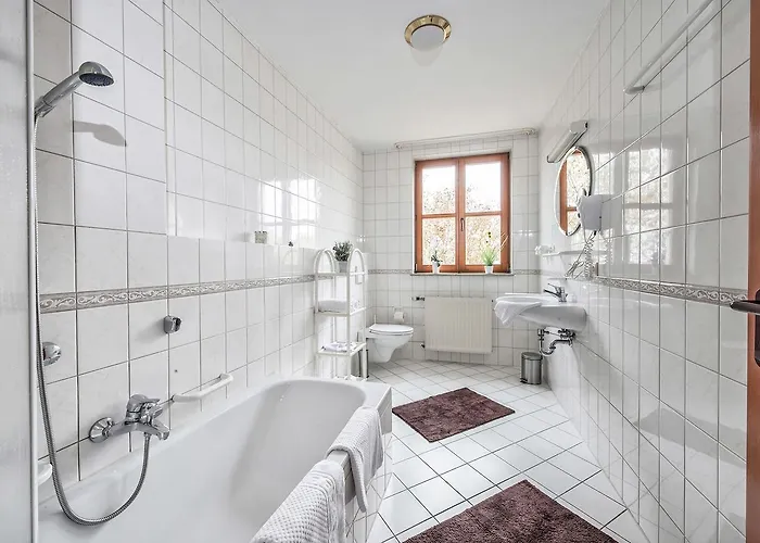 Hotel Prisma Rhonblick Ostheim (Bavaria)